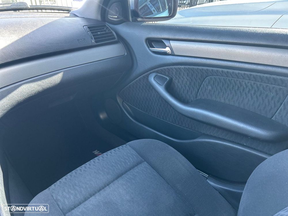 BMW 320 d Touring - 14