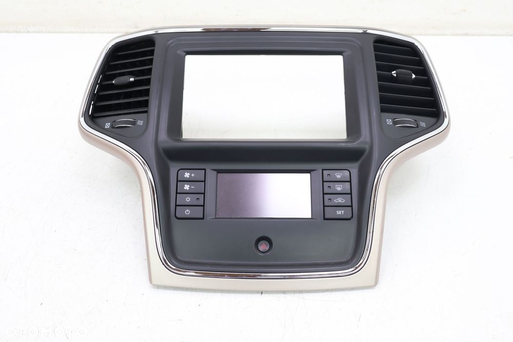 JEEP GRAND CHEROKEE WK2 OSŁONA RAMKA RADIA 90020301, 90020401 - 4