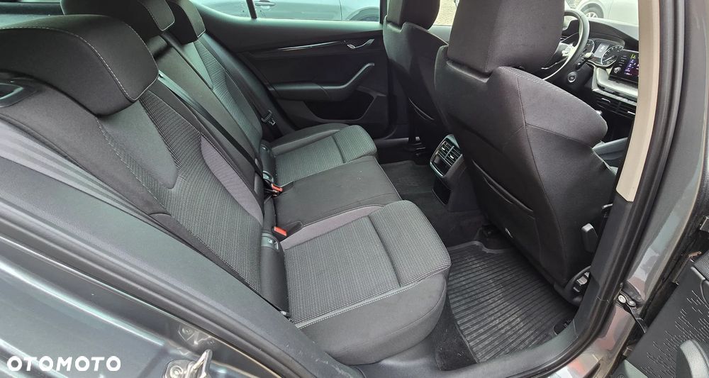 Skoda Octavia 1.5 TSI ACT Ambition - 14