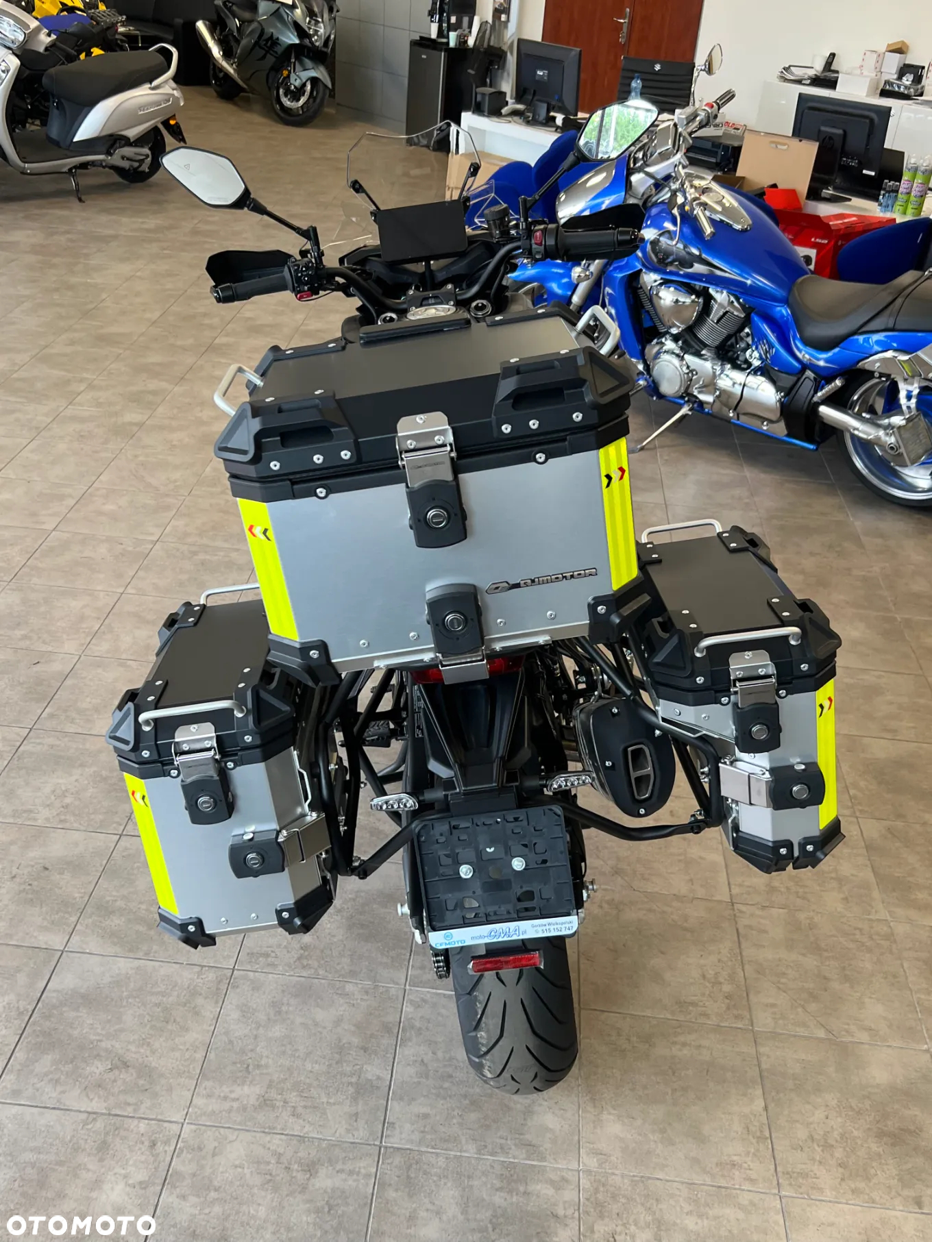 QJMOTOR 900 S - 8