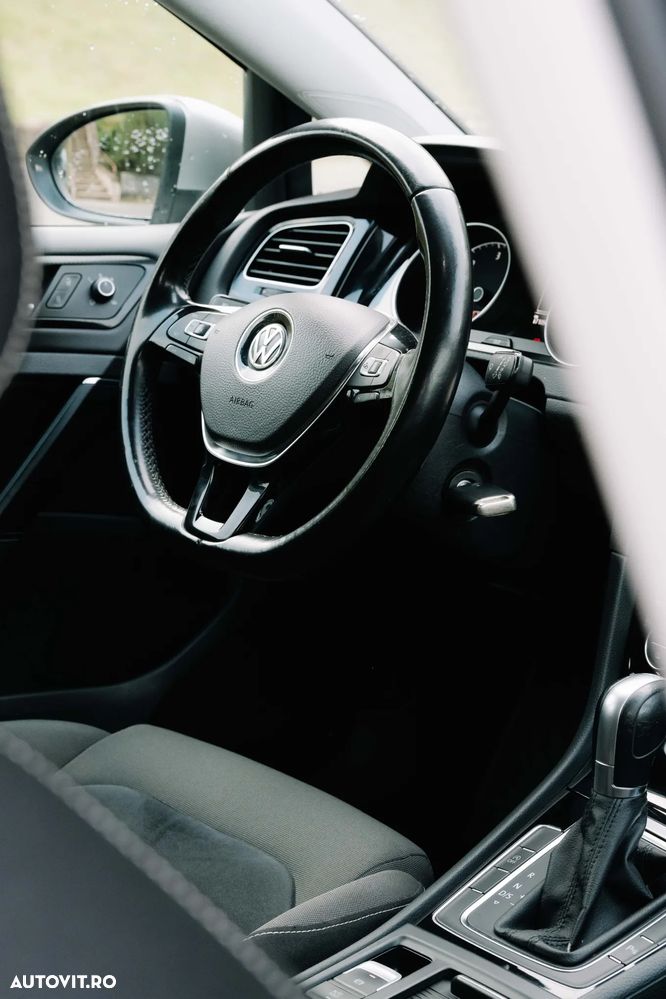 Volkswagen Golf 1.6 TDI DSG BMT Highline - 28