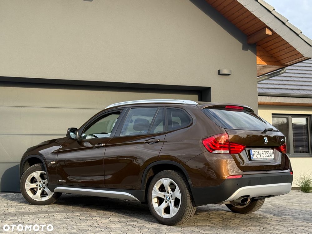 BMW X1 sDrive18i - 9