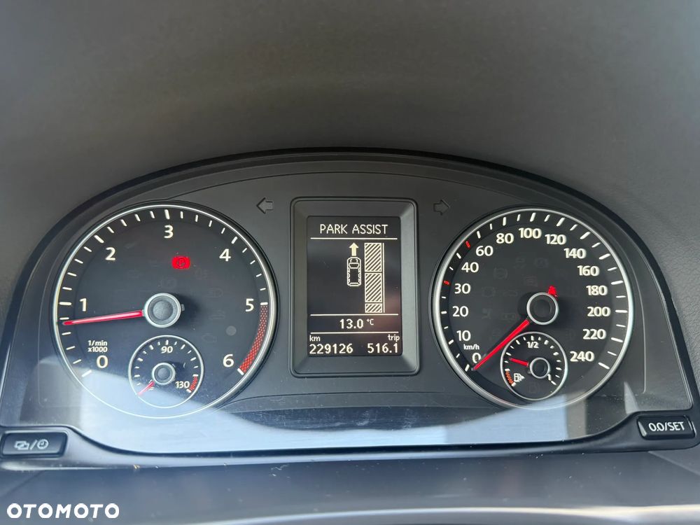 Volkswagen Touran - 40