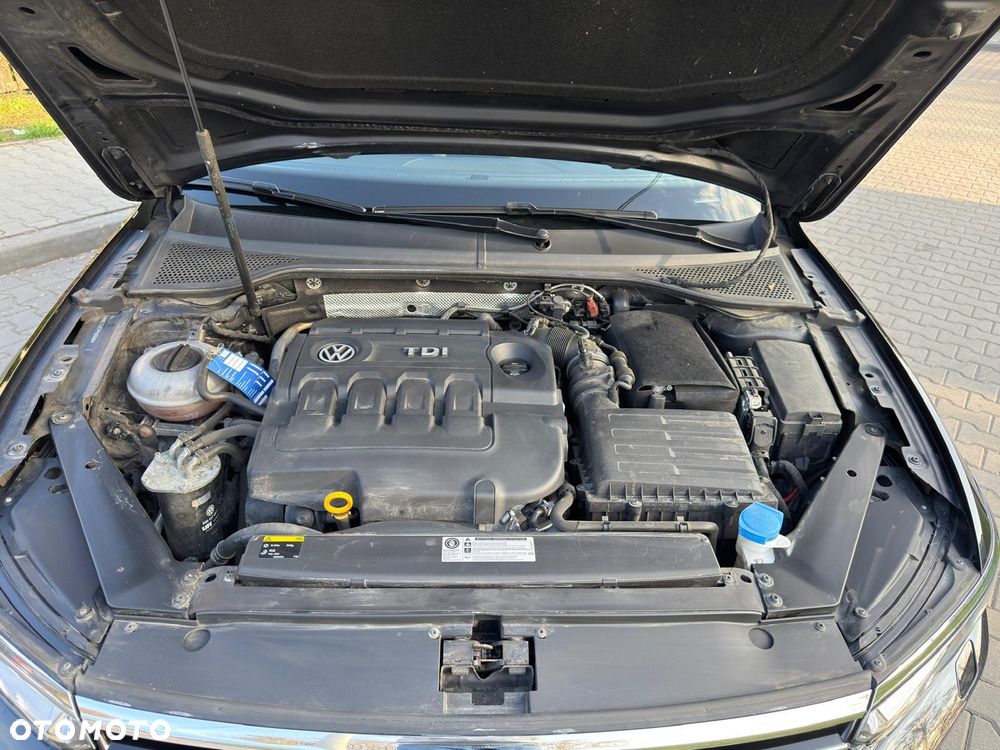 Volkswagen Passat 2.0 TDI (BlueMotion Technology) Comfortline - 27