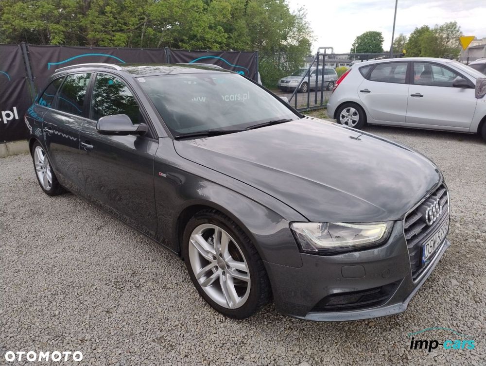Audi A4 Avant 2.0 TDI DPF quattro S tronic S line Sportpaket - 4