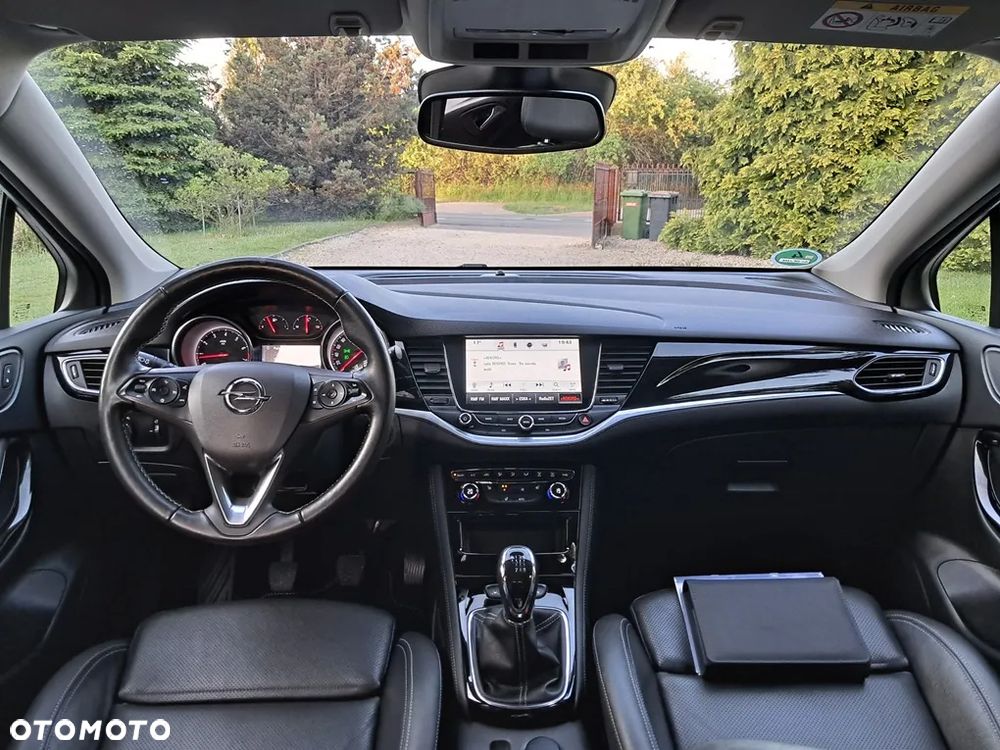 Opel Astra 1.6 Turbo Start/Stop Innovation - 17