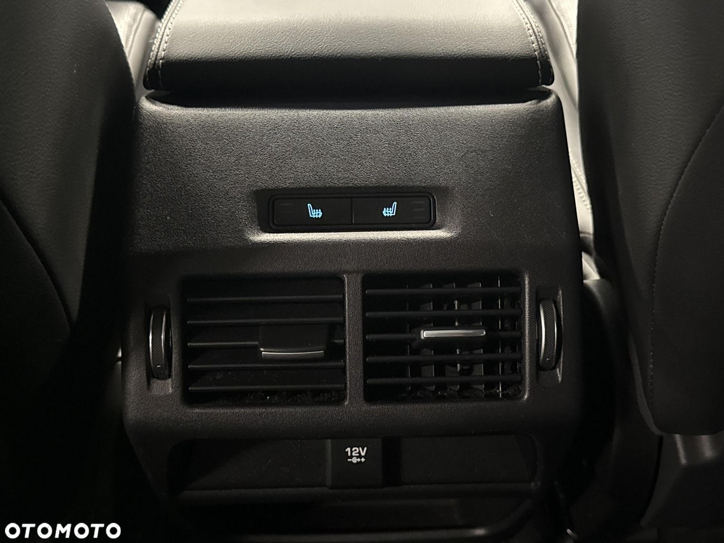 Jaguar E-Pace 2.0 i4P AWD R-Dynamic - 29