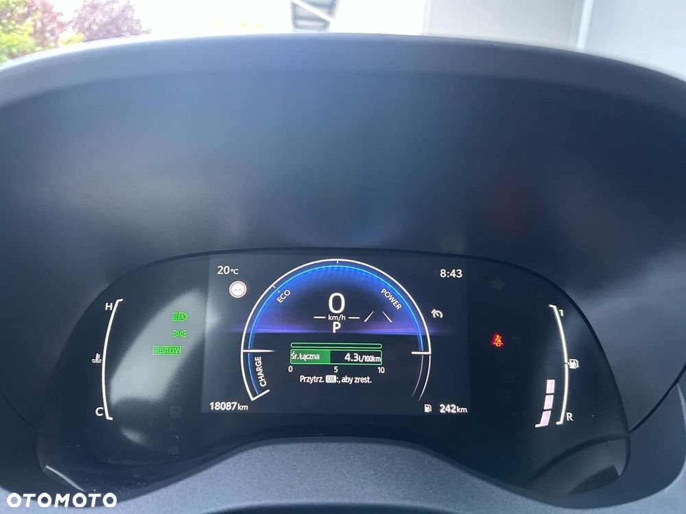 Toyota Yaris Hybrid 1.5 Style - 17
