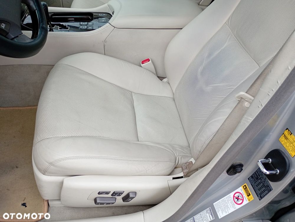 Lexus LS 460 Elite AWD - 15