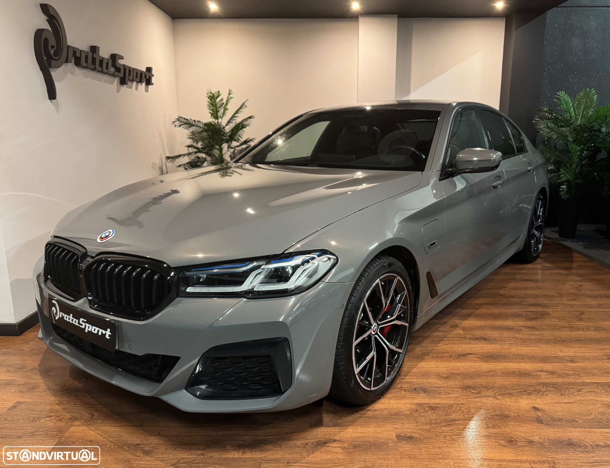 BMW 530 e Pack 50 anos M - 2