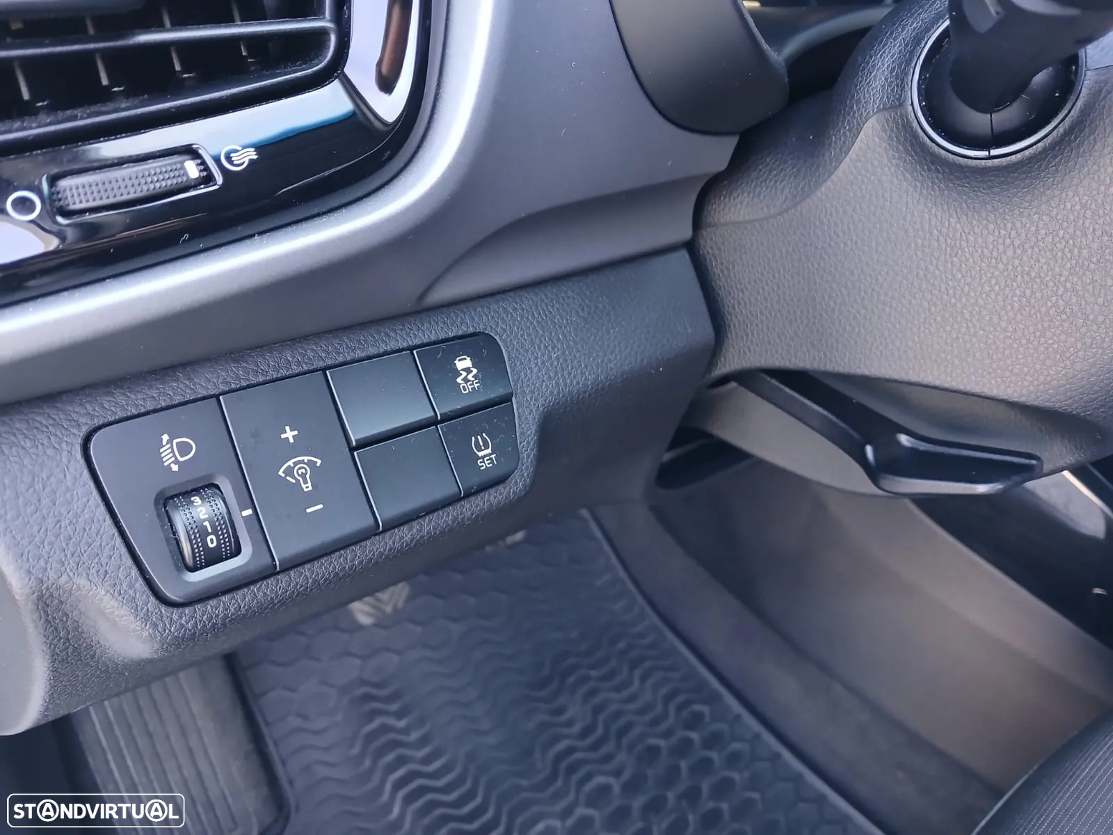 Kia Stonic 1.6 CRDi TX - 21