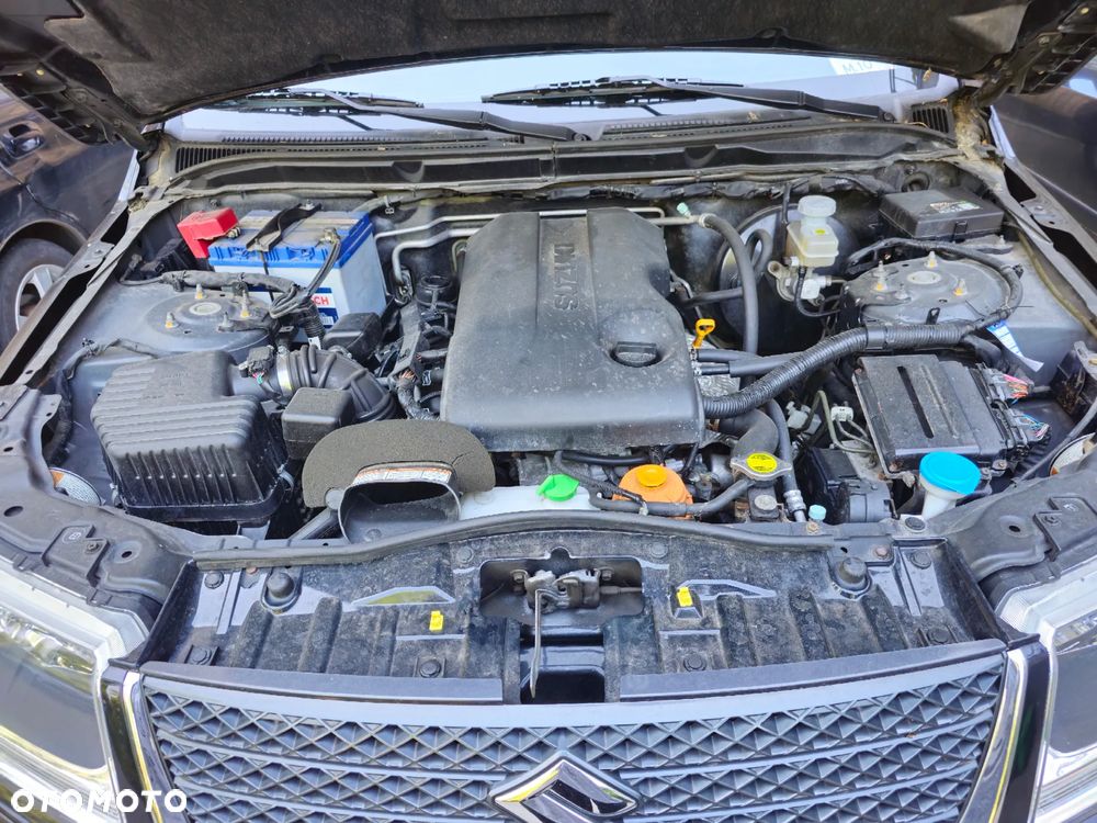 Suzuki Grand Vitara 2.4 Premium EU5 - 12