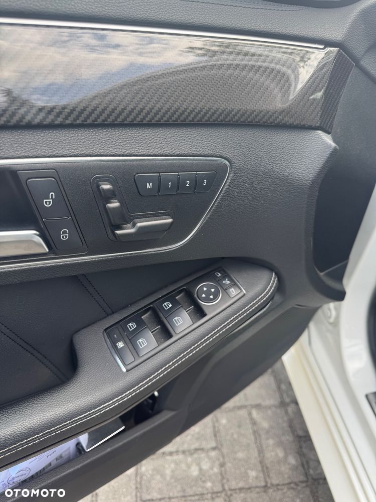 Mercedes-Benz Klasa E 350 CDI BlueEff Avantgarde - 35