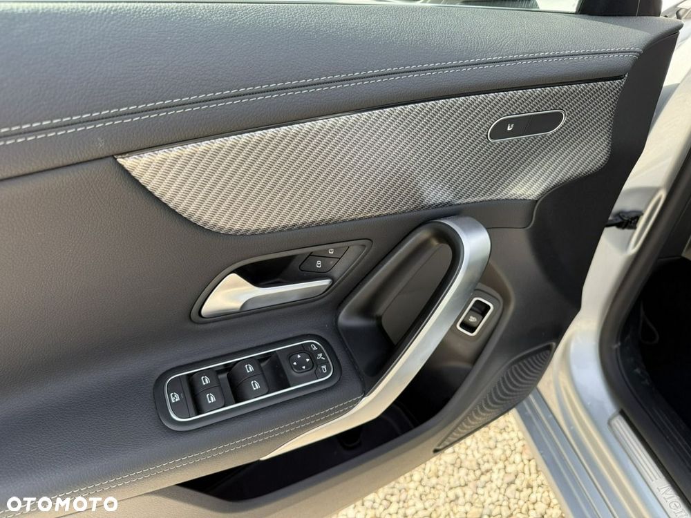 Mercedes-Benz CLA 2024