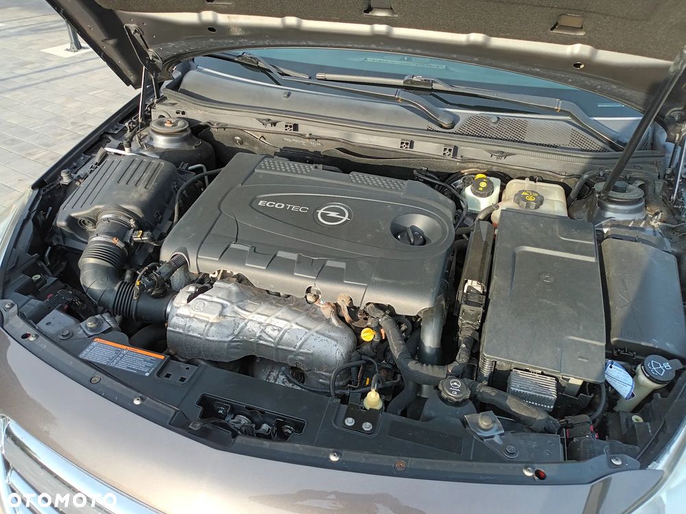 Opel Insignia 2.0 CDTI - 16