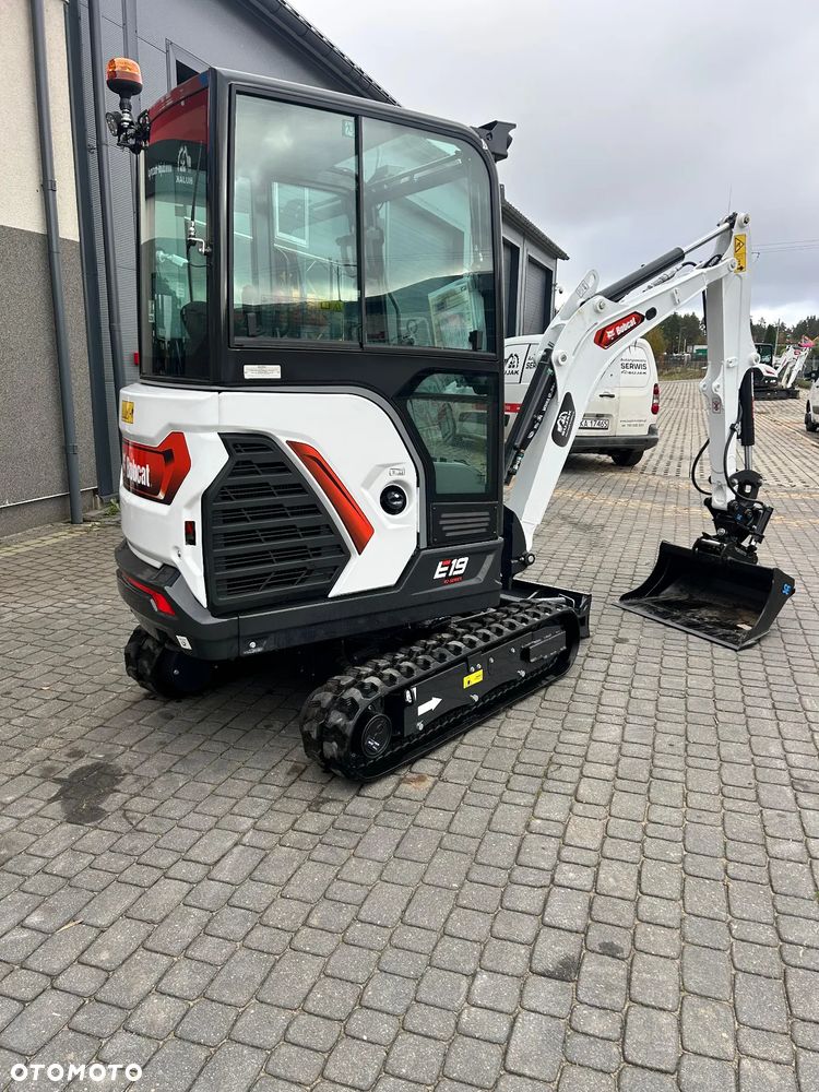 Bobcat E19 - 8