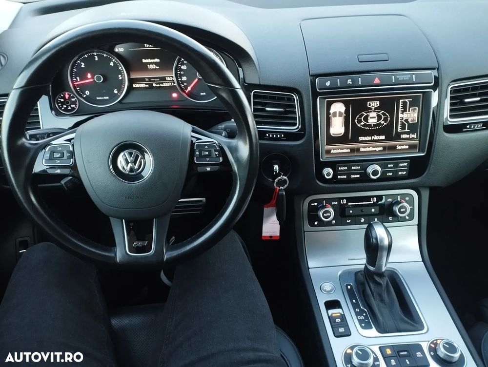 Volkswagen Touareg 3.0 V6 TDI SCR Blue Motion DPF Automatik Terrain Tech Executive Edition - 9