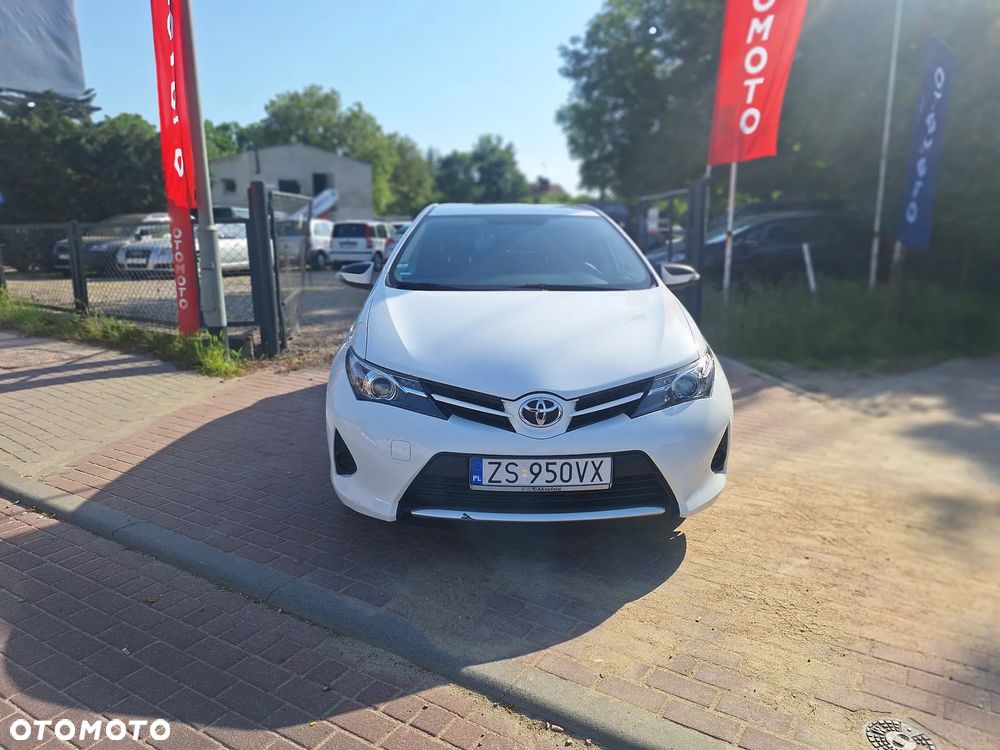 Toyota Auris 1.33 Dual-VVT-i - 6