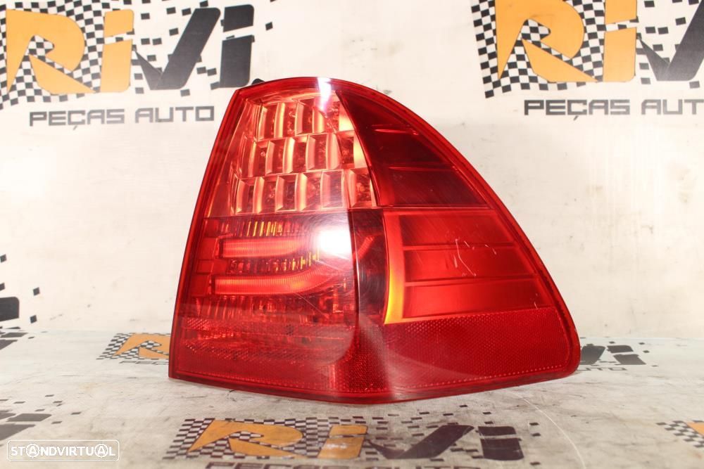 Farolim Direito Bmw 3 Touring (E91)  63217289432 / 7289432 / Carrinha - 2