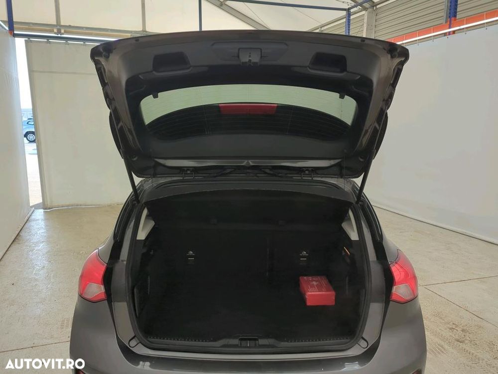 Ford Focus 1.0 EcoBoost Titanium - 4