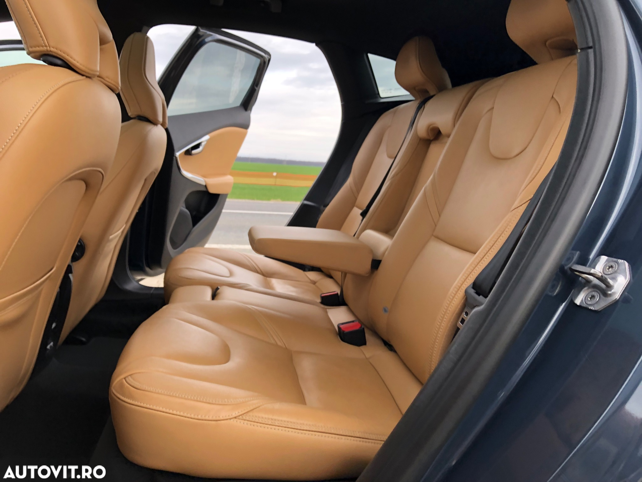 Volvo V40 D2 Inscription - 12