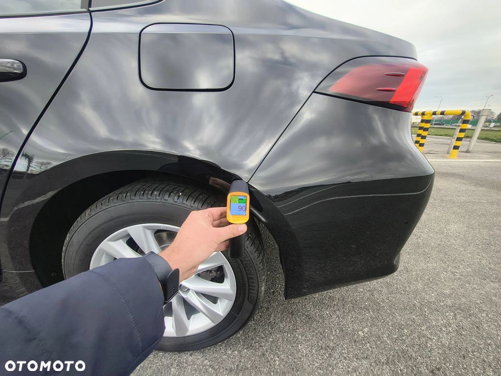 Toyota Corolla 1.8 Hybrid Comfort - 33