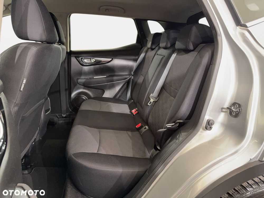 Nissan Qashqai - 14