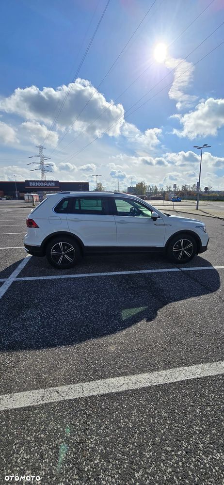 Volkswagen Tiguan - 16