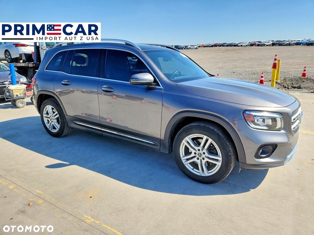 Mercedes-Benz GLB 250 4Matic 8G-DCT AMG Line - 12