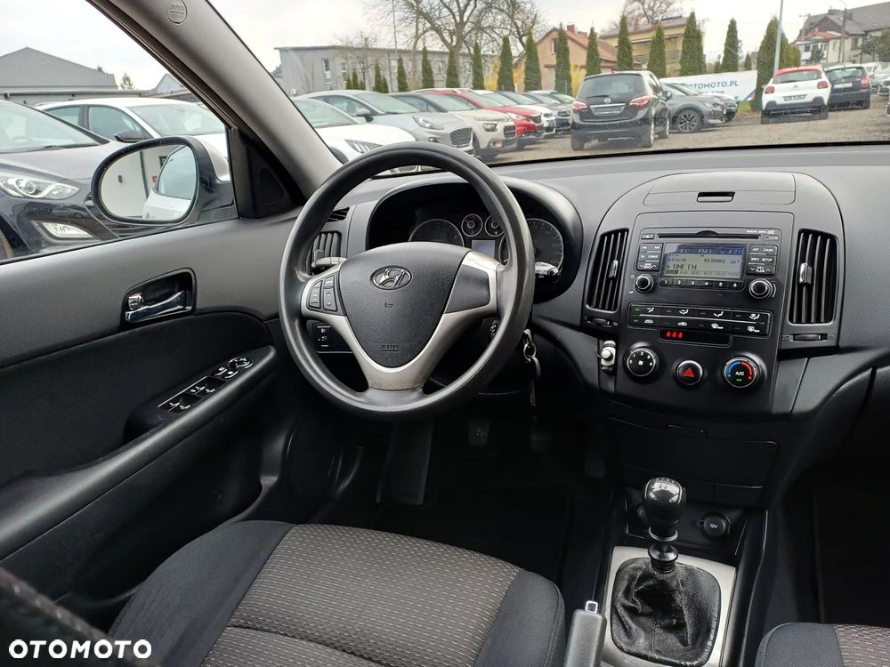 Hyundai i30 1.4 Blue Comfort - 19