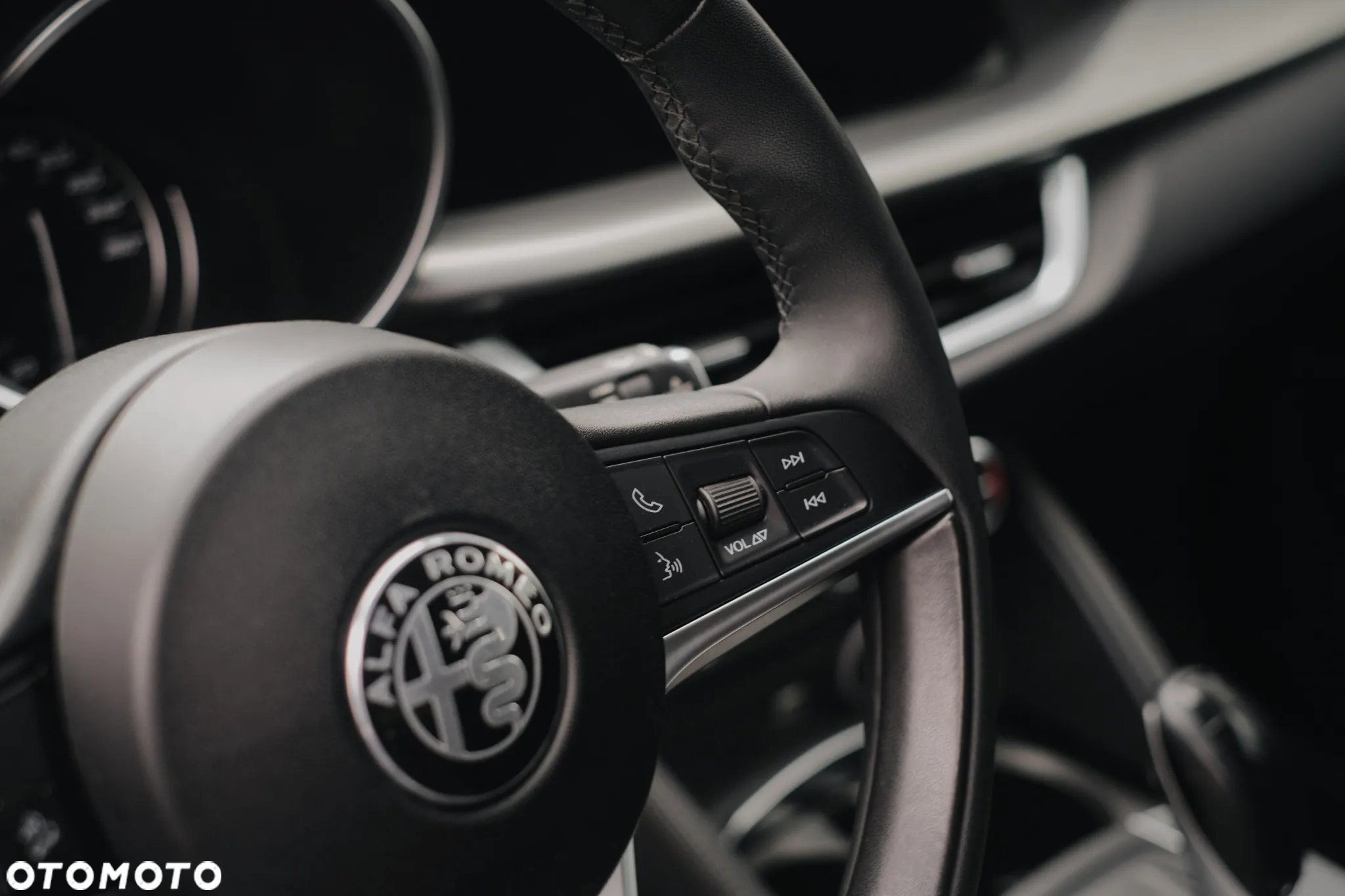 Alfa Romeo Stelvio 2.0 Turbo TI Q4 - 25