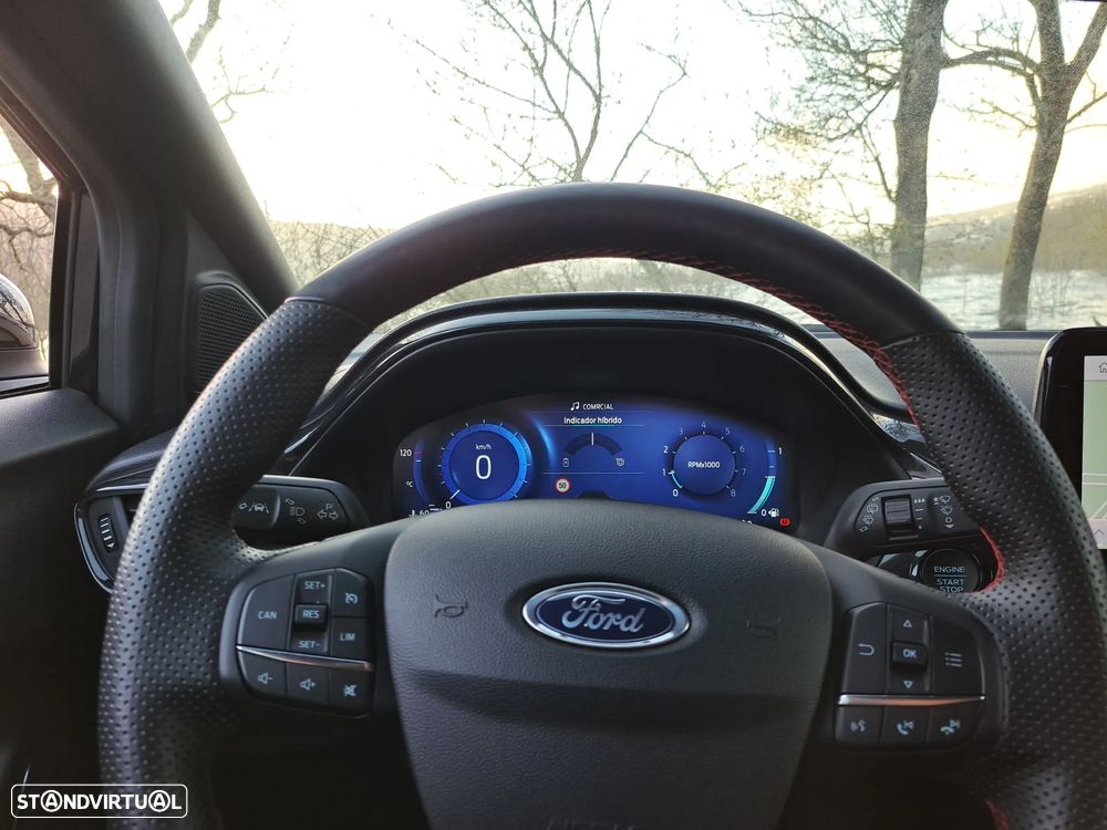 Ford Puma 1.0 EcoBoost Hybrid ST-LINE - 18