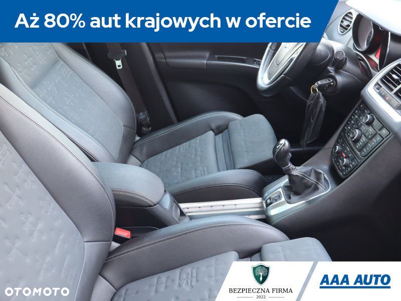 Opel Meriva - 11