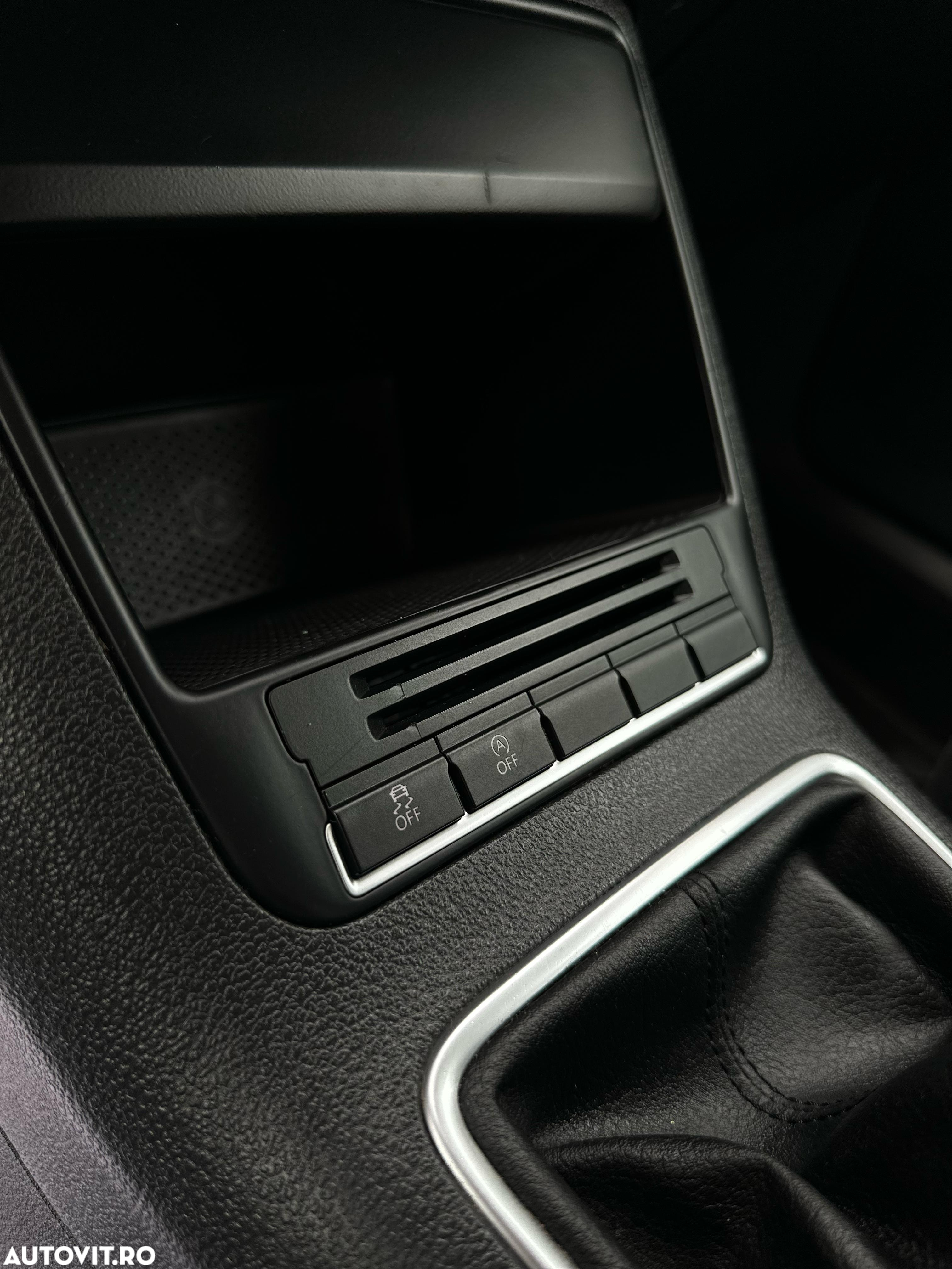 Volkswagen Tiguan - 12
