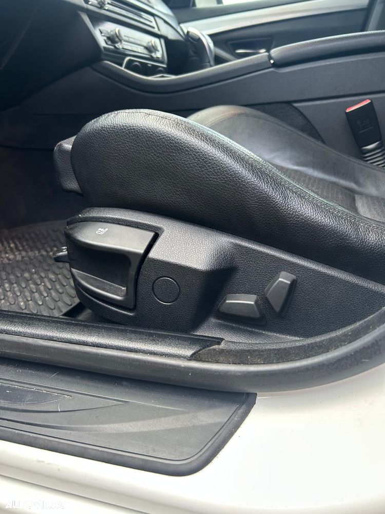 BMW Seria 5 525d xDrive Sport-Aut. - 11