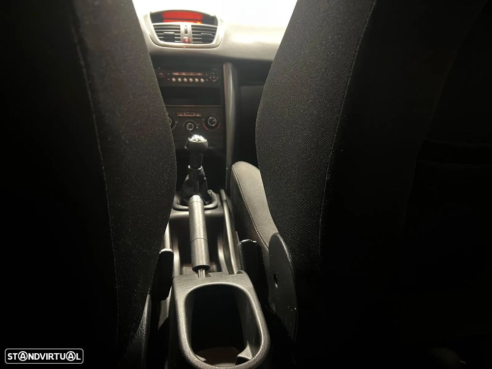 Peugeot 207 1.4 HDi Sport - 9