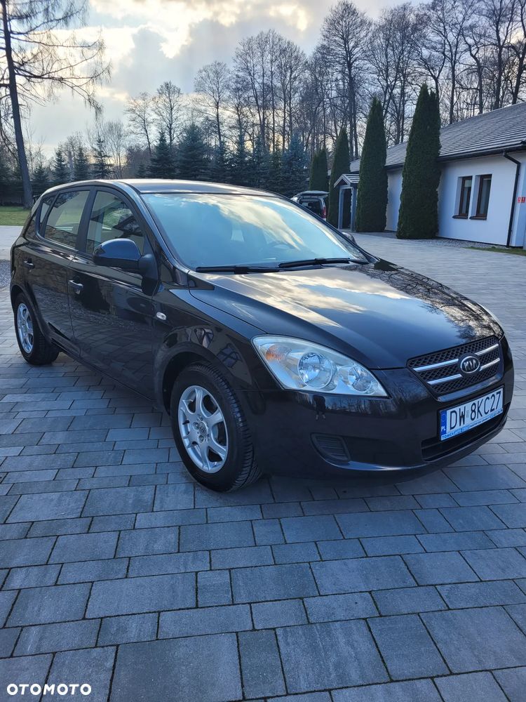 Kia Ceed 1.4 Comfort + - 3