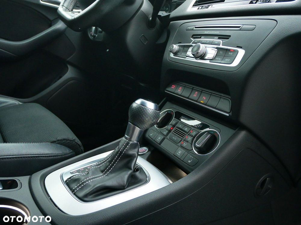 Audi Q3 1.4 TFSI S tronic - 22