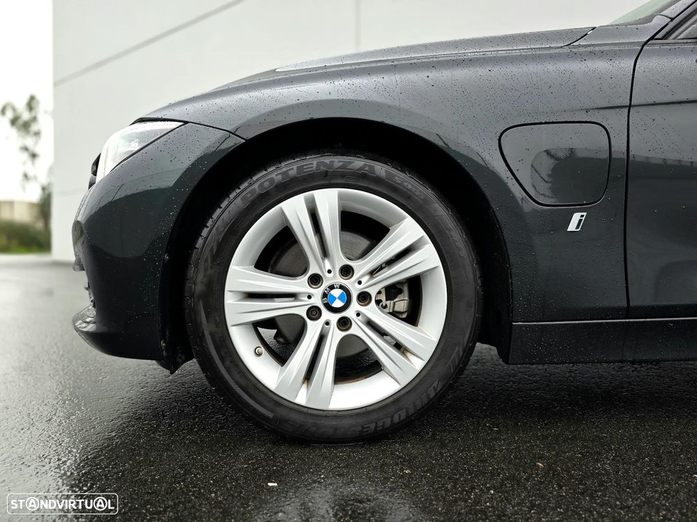 BMW 330 e iPerformance Line Sport Shadow - 2