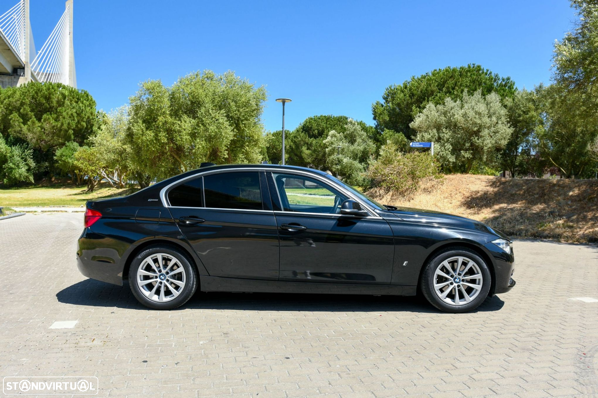 BMW 330 e iPerformance Line Sport - 4
