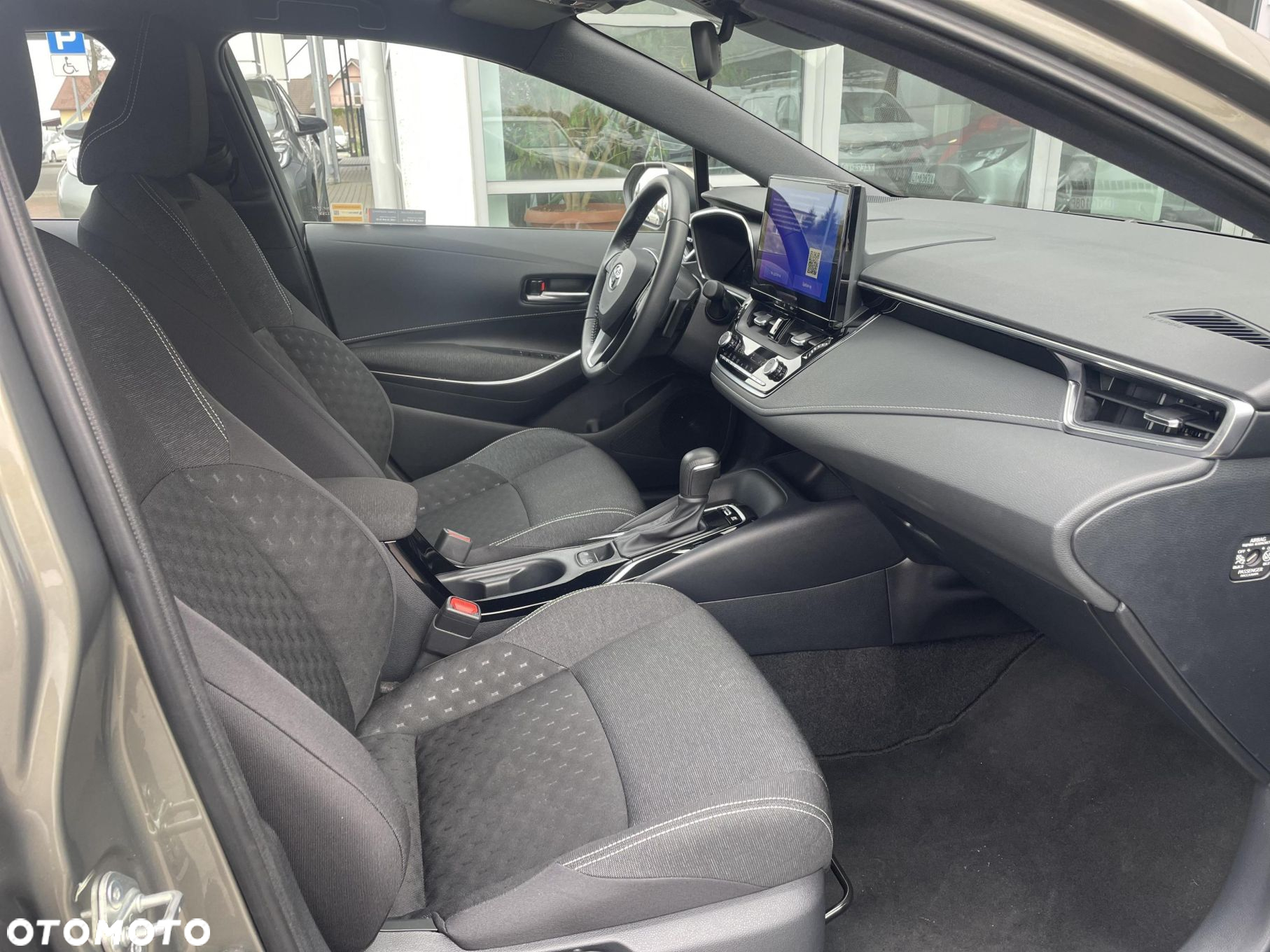 Toyota Corolla - 23