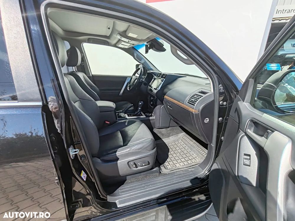Toyota Land Cruiser 2.8l Turbo D-4D AVS Aut. Luxury - 6