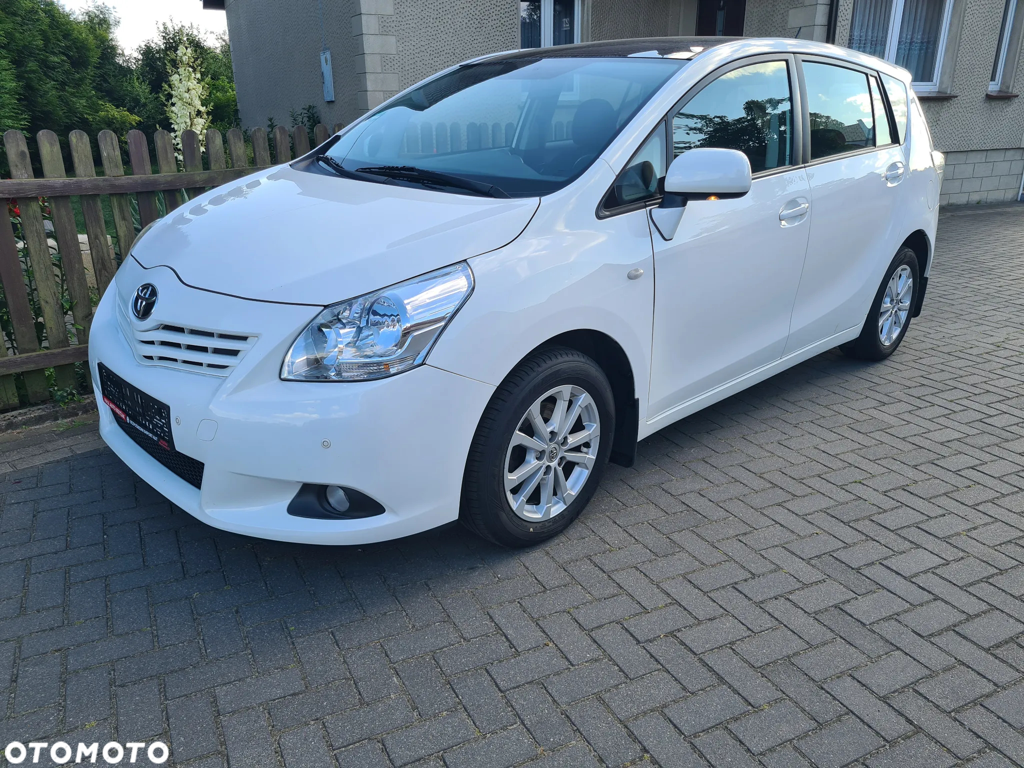 Toyota Verso 1.6 5-Sitzer Comfort - 2