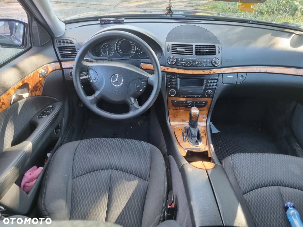 Mercedes-Benz Klasa E - 16