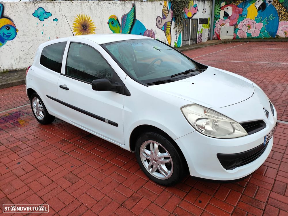 Renault Clio 1.5 dCi Dynamique - 3