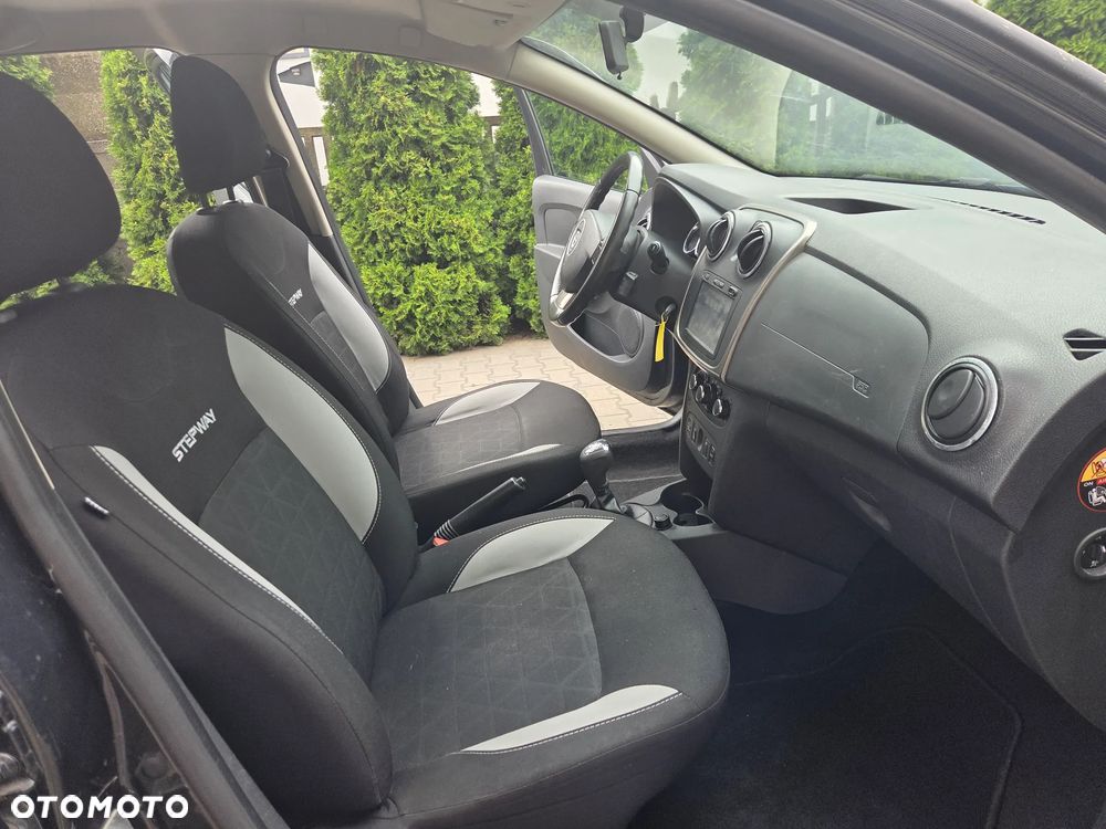 Dacia Sandero 0.9 TCe Laureate S&S Easy-R - 6