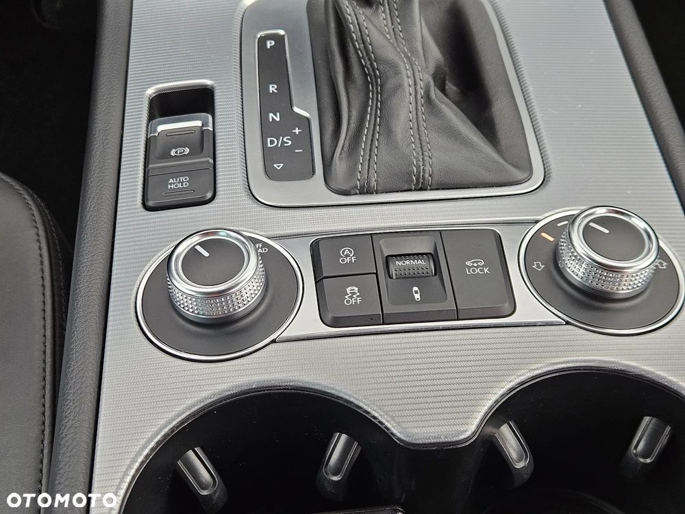 Volkswagen Touareg 3.0 V6 TDI BMT Perfectline R-Style - 22