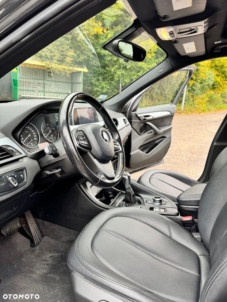 BMW X1 xDrive25i xLine - 10