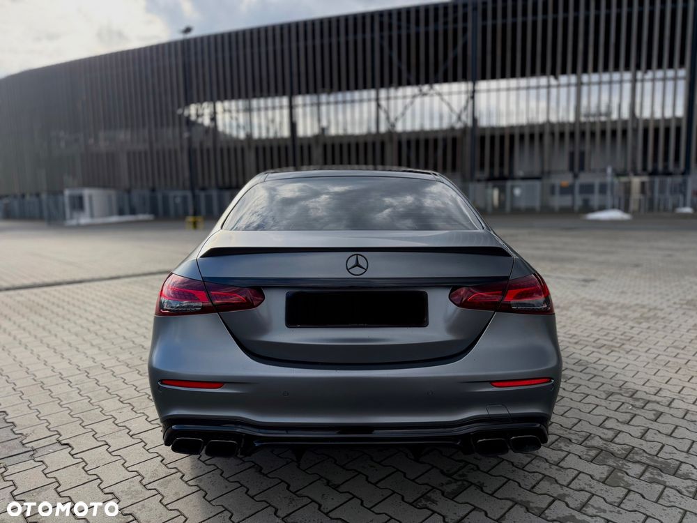 Mercedes-Benz Klasa E - 6