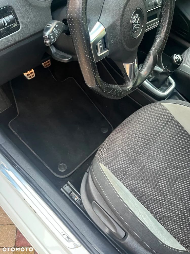 Volkswagen Polo 1.6 TDI DPF Highline - 15